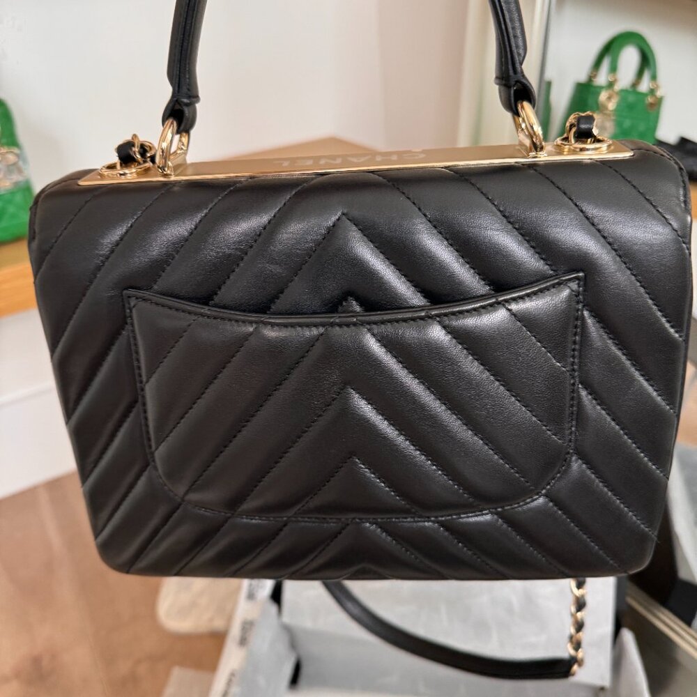 100% authentic CHANEL Trendy Small Chevron in Black Lambskin GHW - Picture 13 of 16